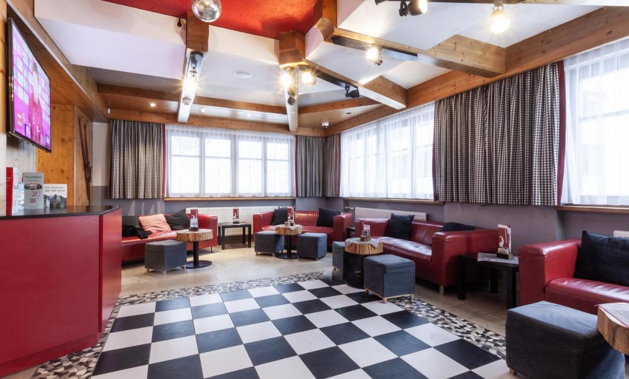 First Mountain Hotel Montafon Гашурн Екстериор снимка