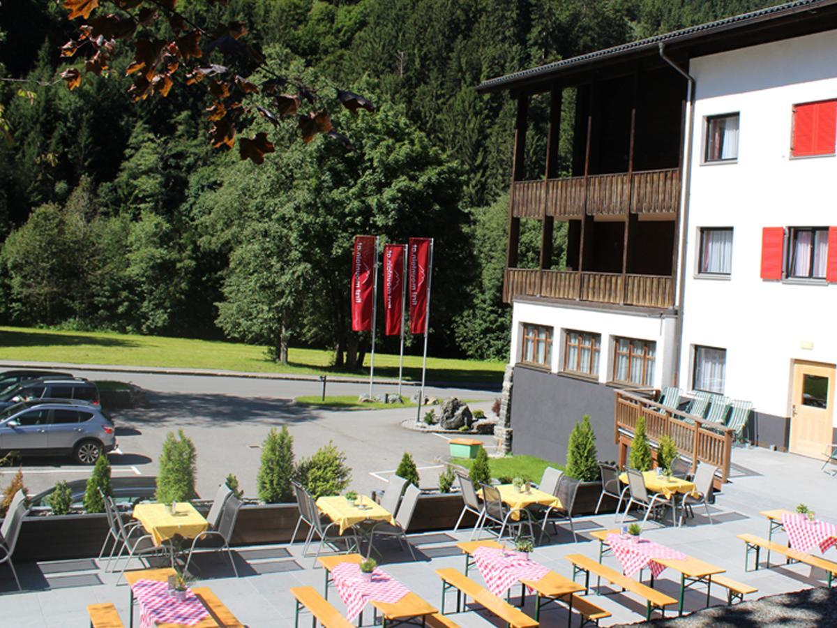 First Mountain Hotel Montafon Гашурн Екстериор снимка